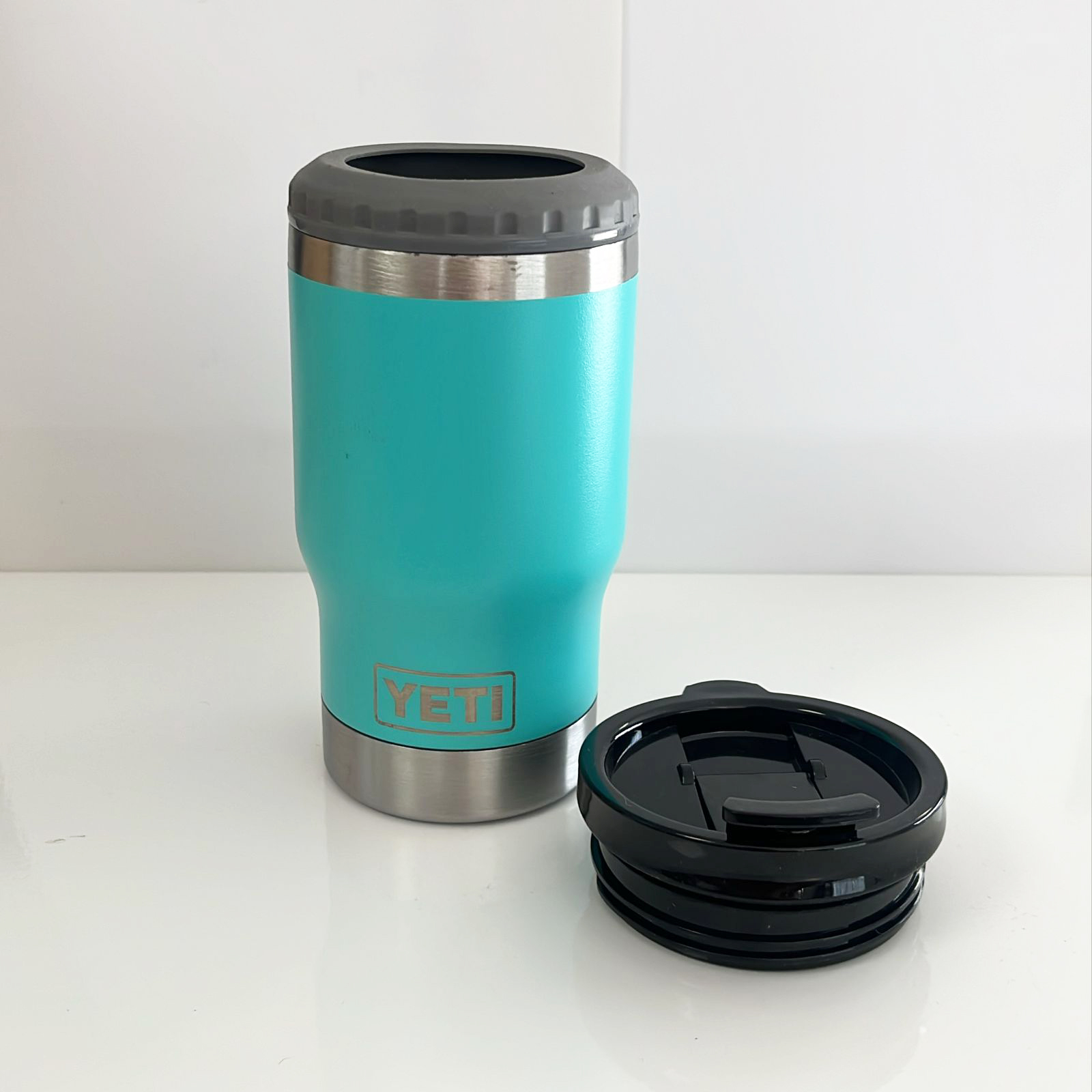 Vista de YETI 14 oz 6 en 1